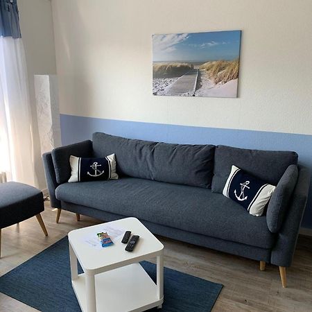 Wohnung-Foehr-Haus-Duenengras Büsum Esterno foto