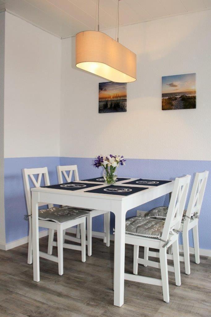 Wohnung-Foehr-Haus-Duenengras Büsum Esterno foto